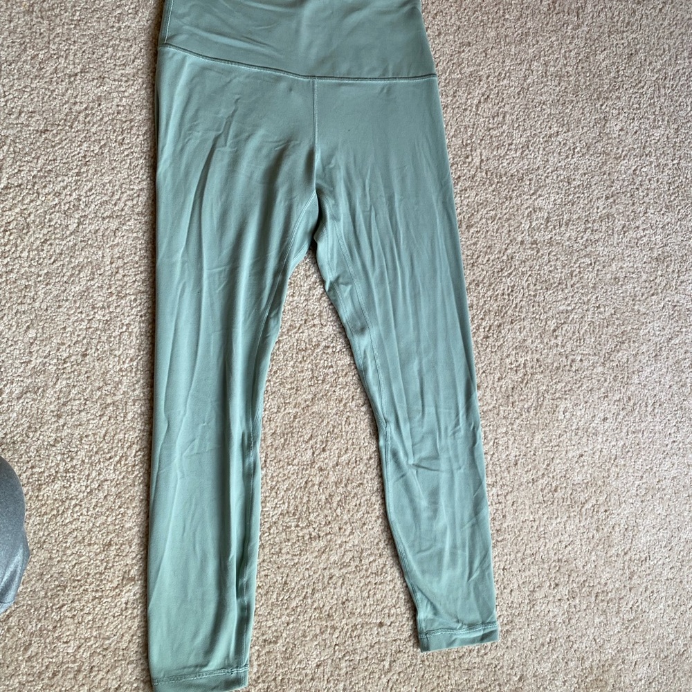 Lululemon align 28”